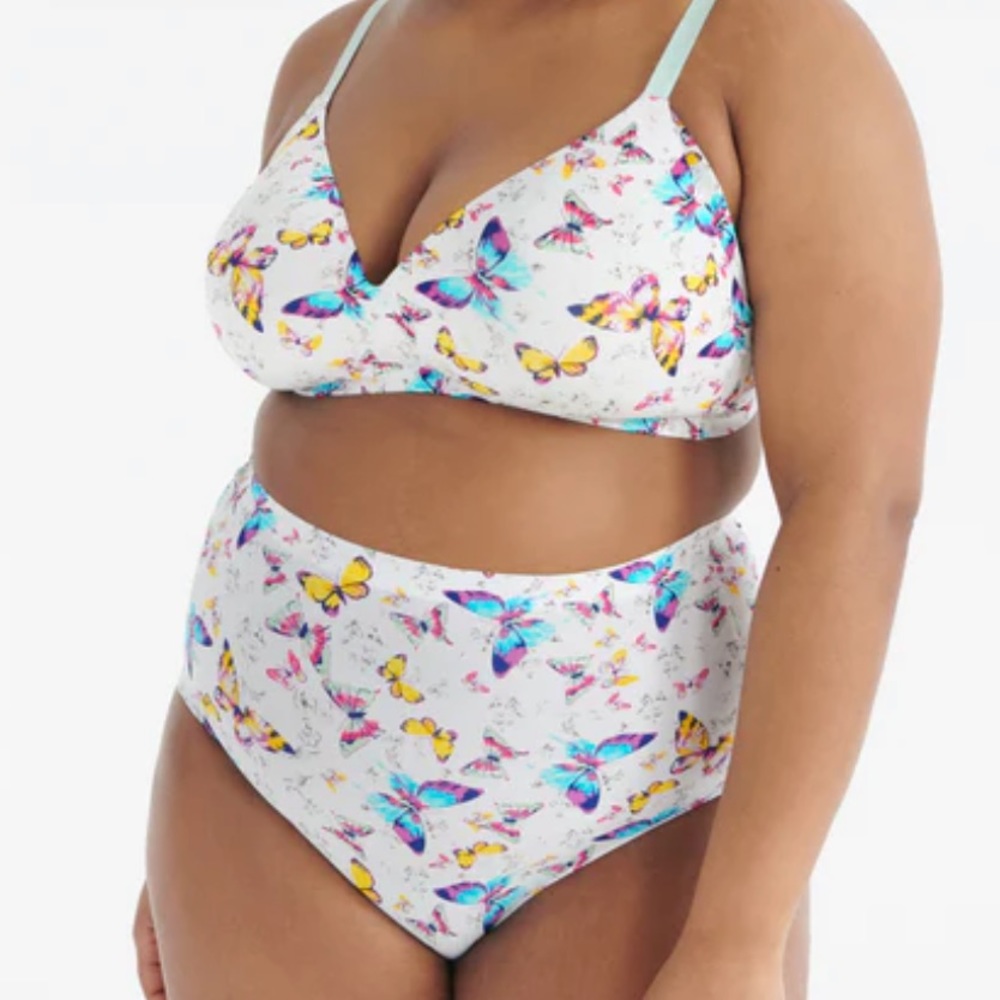 Betsy Johnson Knix Bra